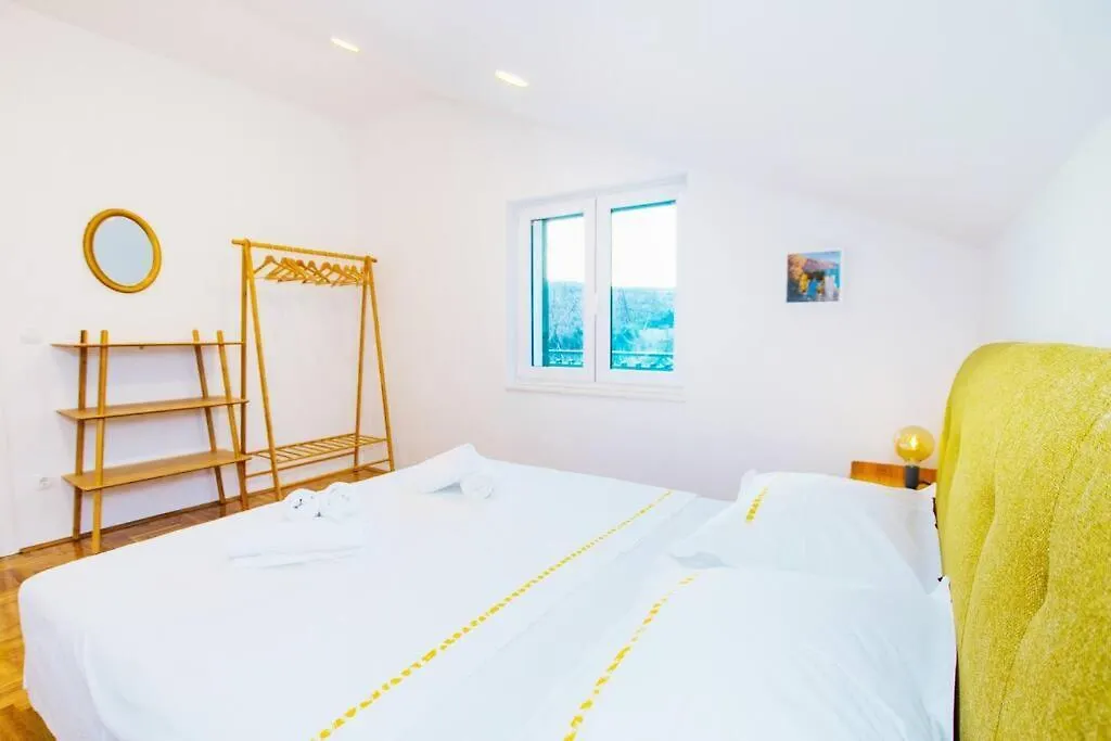 Holiday home House Duje Villa Plano