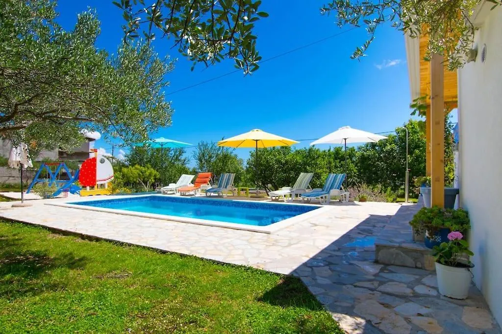 House Duje Villa Plano 0*,