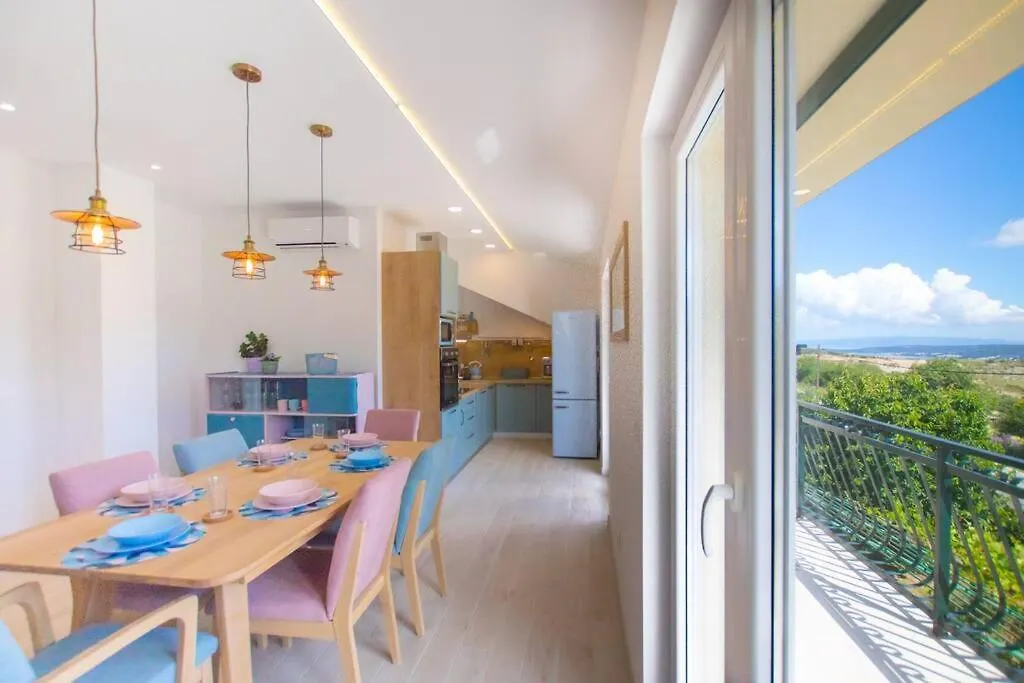 House Duje Villa Plano 0*,  Croatia